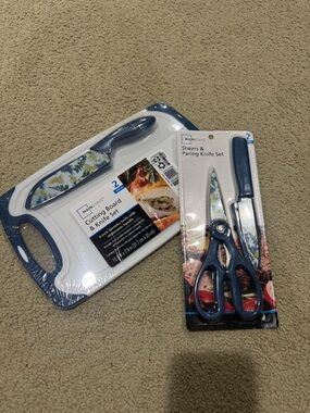 Mainstays White and Blue Kitchen Cookware set!